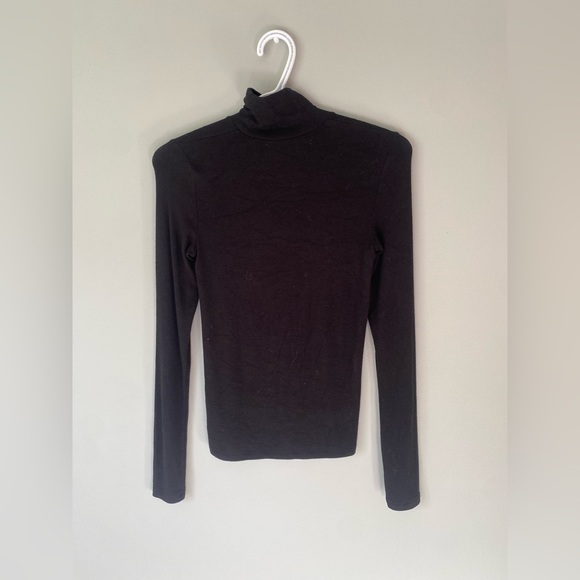 🖤Aritzia Wilfred Black Turtleneck size small (S) - Picture 2 of 3